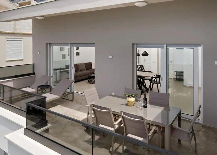 Residence Viskovic Apartment Tučepi